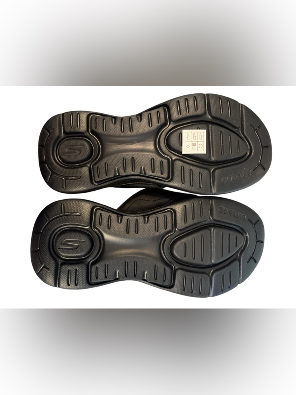 Skechers Men's Black Cushioned ArchFit Flip-Flop Sandals Size 8 - Picture 5 of 7